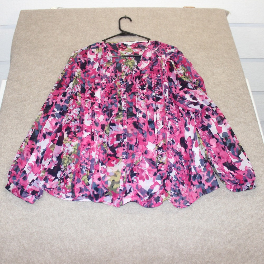 Chicos Pink Floral Abstract Pleated Sheer Blouse Size 2.5 US 14 Long Sleeve Top